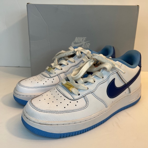 nike air force one trainers white uni blue
